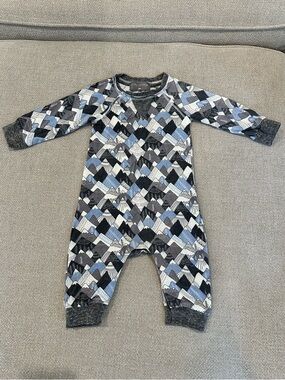 Grey Vintage Baby Onesie Coverall Footie Mountain Print Size 3 months